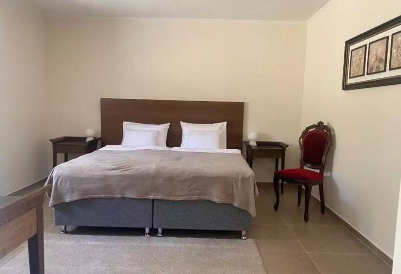 Majatalo Vitál Guesthouse