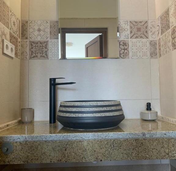 פנסיון Vitál Guesthouse