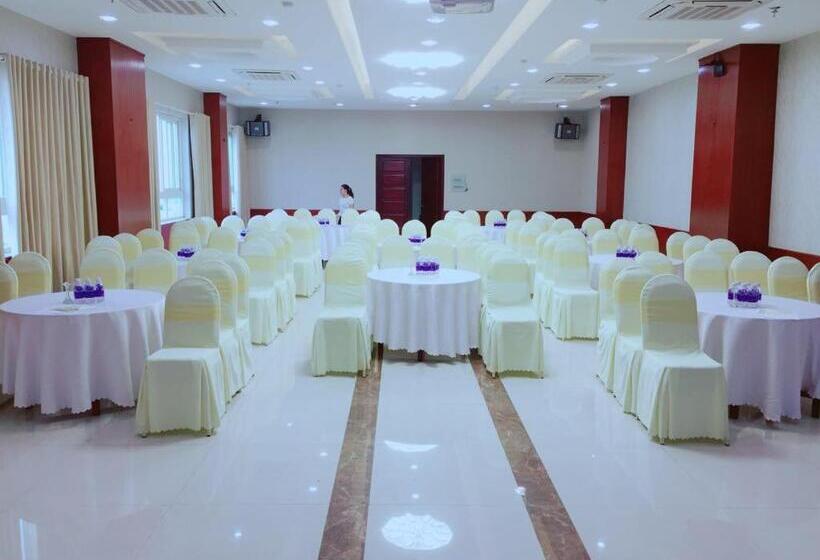 Quoc Cuong Hotel & Apartment