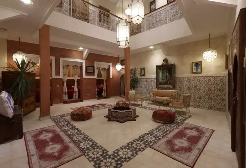 Riad La Fayette Bed & Breakfast