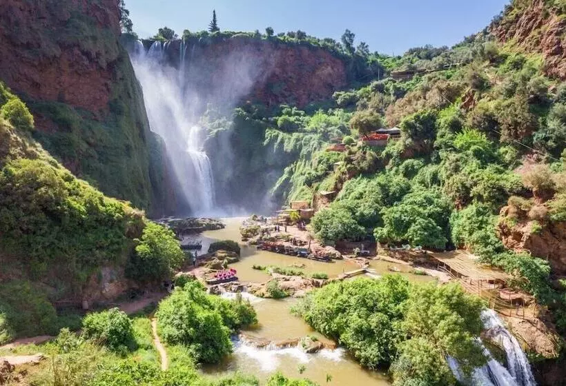 Riad La Fayette Bed & Breakfast