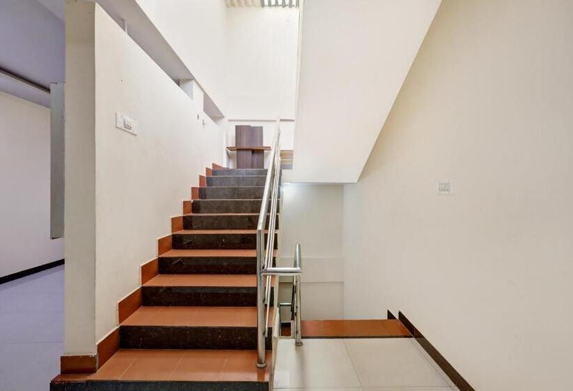 Spot On Capital Inn Hotel Rooms