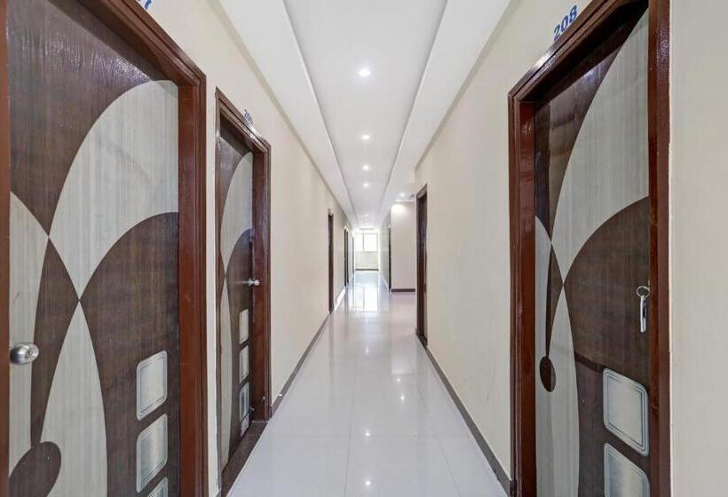 Spot On Capital Inn Hotel Rooms