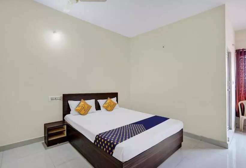 Spot On Capital Inn Hotel Rooms