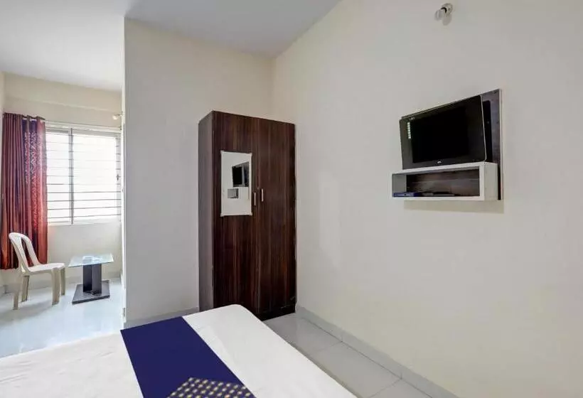 Spot On Capital Inn Hotel Rooms