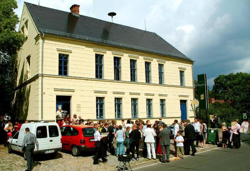 הוסטל Gasthof Reuner