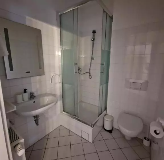 Retkeilymaja Gasthof Reuner