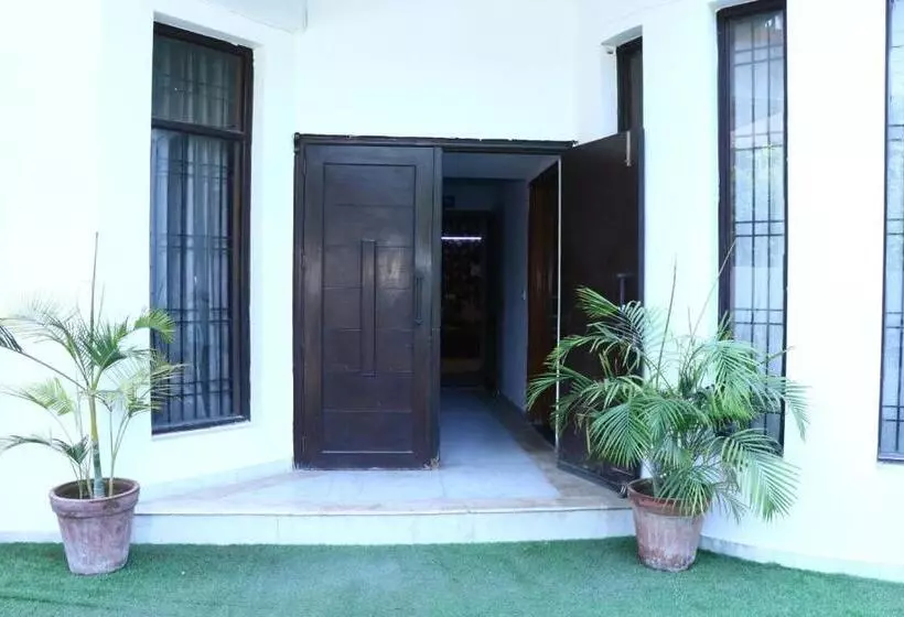 Aamiaismajoitus (B&B) Mallikas Swastik Homestay