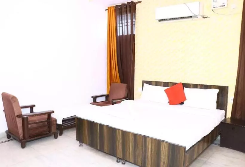 Aamiaismajoitus (B&B) Mallikas Swastik Homestay