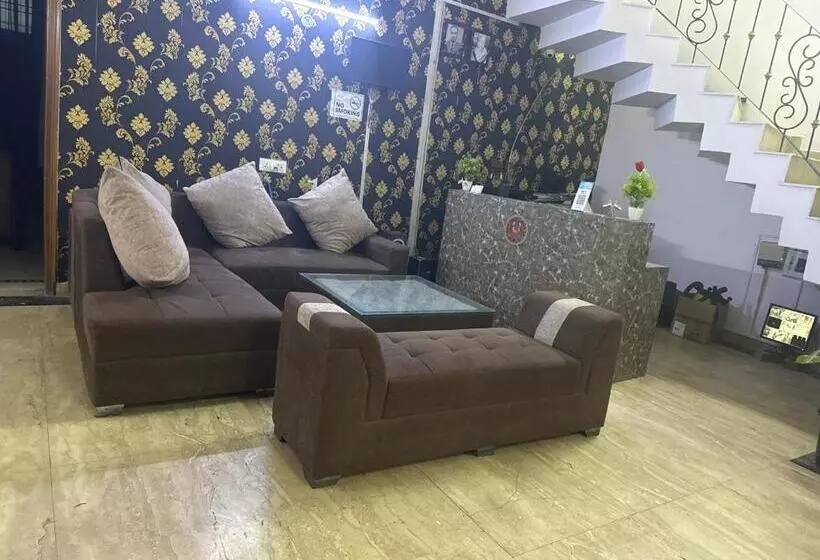 Aamiaismajoitus (B&B) Mallikas Swastik Homestay