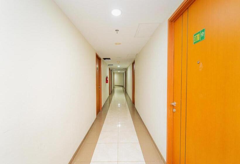 Hotel Apartemen Green Lake View Ciputat By Alfa Rooms