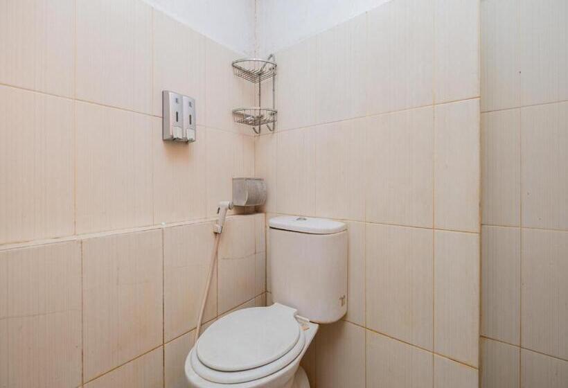 Hotel Apartemen Green Lake View Ciputat By Alfa Rooms