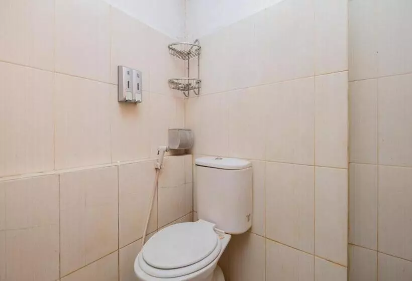 Hotelli Apartemen Green Lake View Ciputat By Alfa Rooms