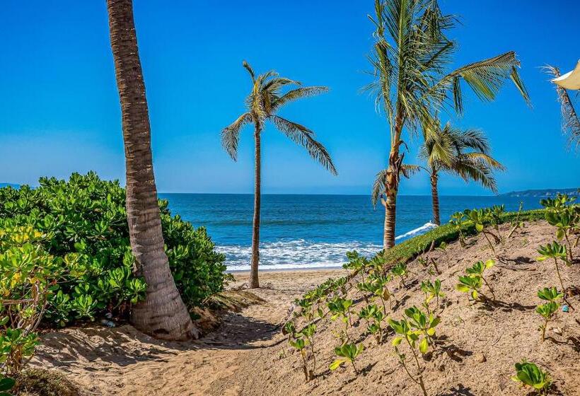 هتل Artist S Retreat @ Marítima Golf 2h