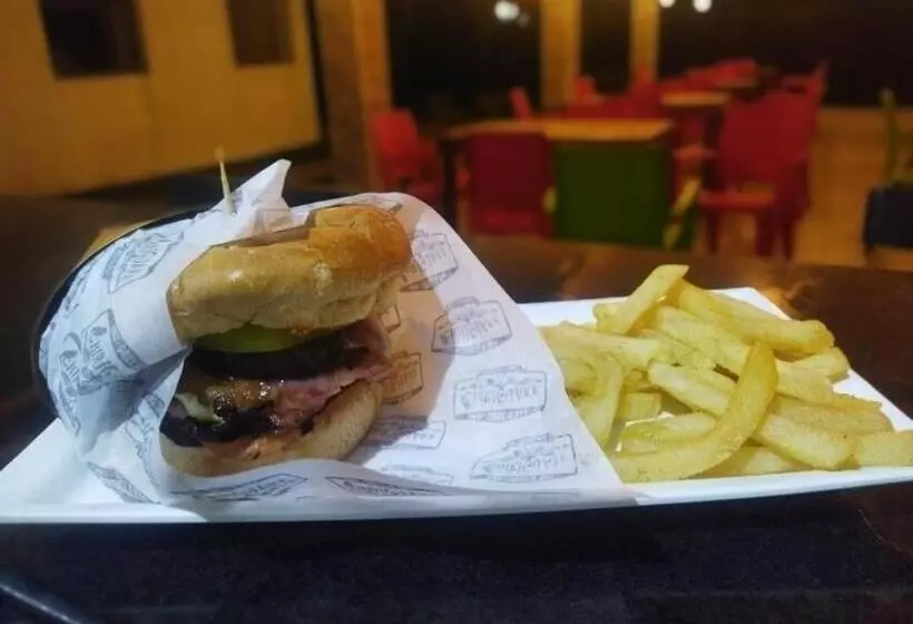 ホテル Chiriguare Parrilla