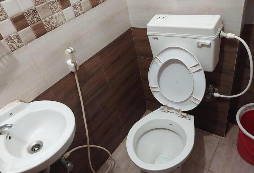 Hotel Madison Patia Bhubaneswar By Morservices