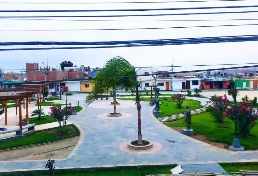 ホテル Hospedaje Josue   Paracas