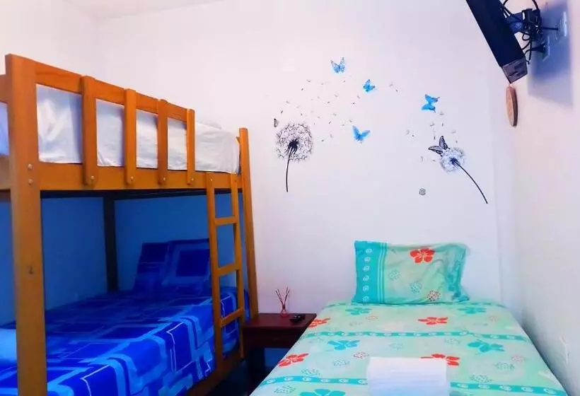 ホテル Hospedaje Josue   Paracas