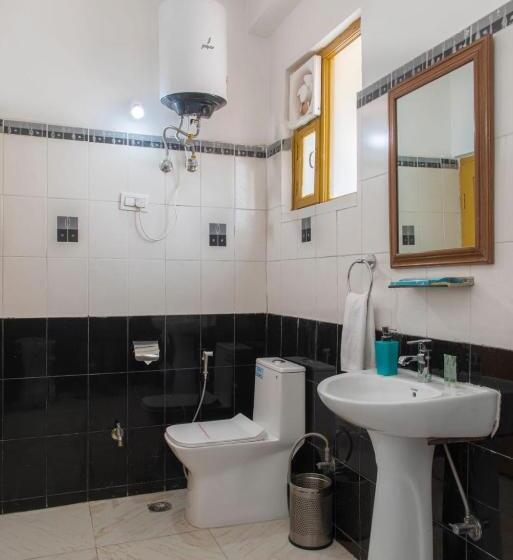 בית מלון כפרי Nandini By Great Empire