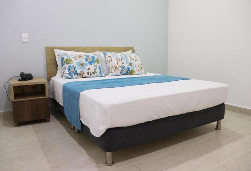 Hotel Nuevo Amanecer