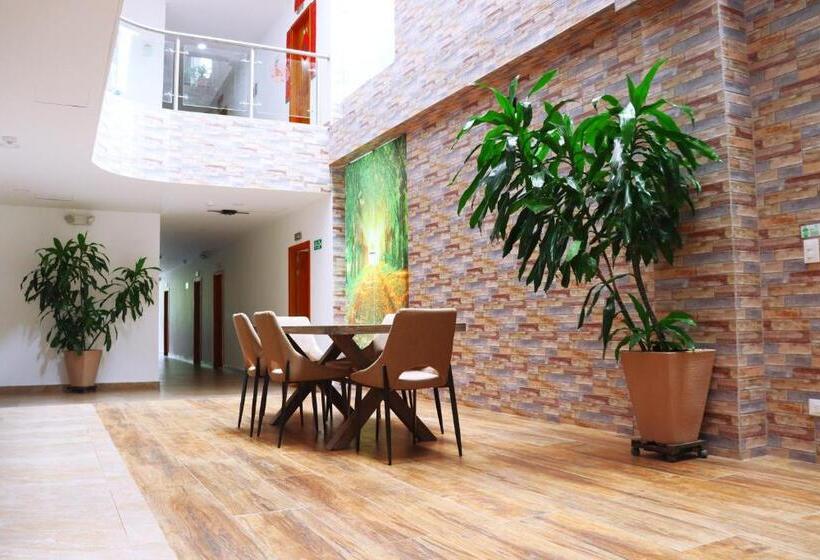 Hotel Nuevo Amanecer