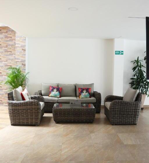 Hotel Nuevo Amanecer