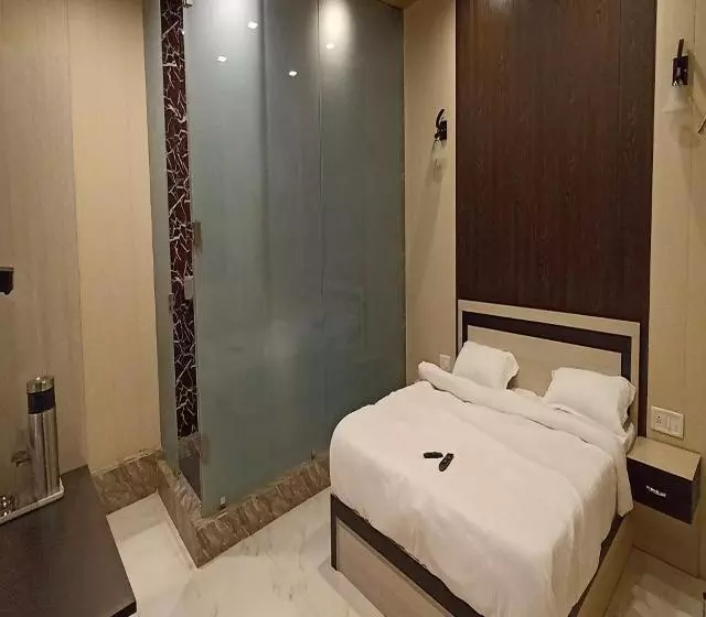 Hotelli Shivraj Palace Resort