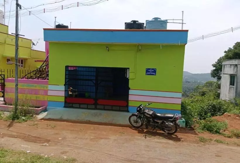 Hotelli Tj Linga Rooms Stay