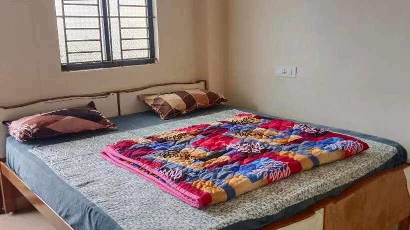 Hotelli Tj Linga Rooms Stay