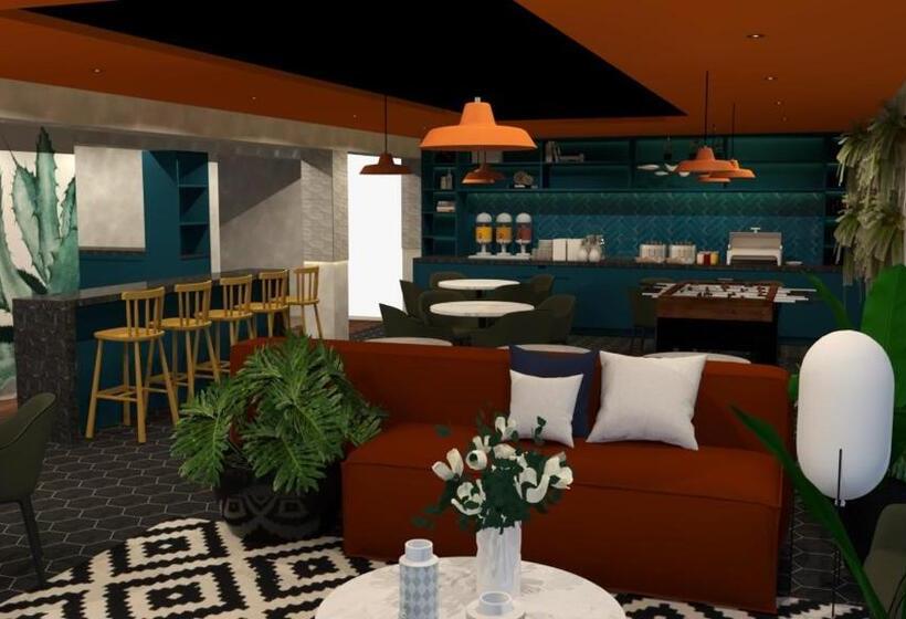 فندق Vista Express Guadalajara Expo