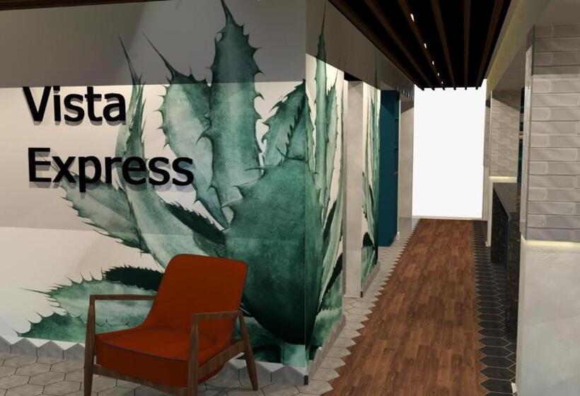 فندق Vista Express Guadalajara Expo