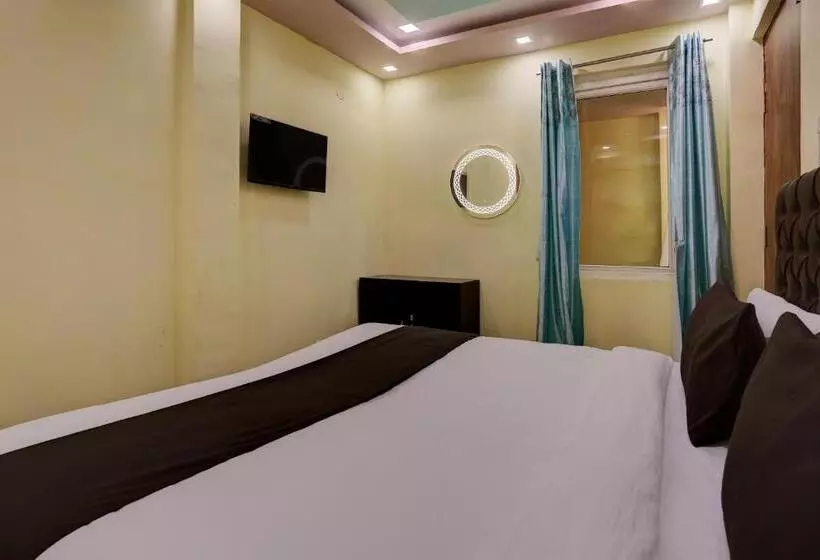 Oyo Flagship Hotel Omex