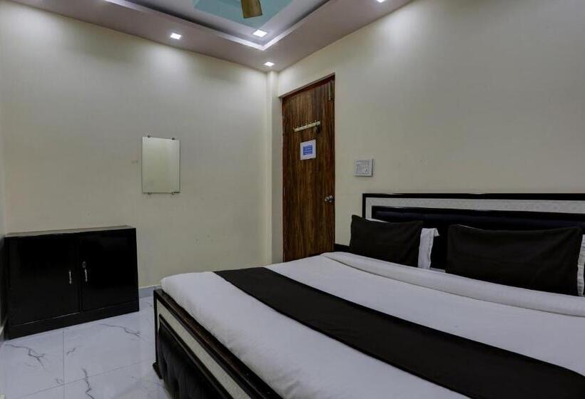 Oyo Flagship Hotel Omex