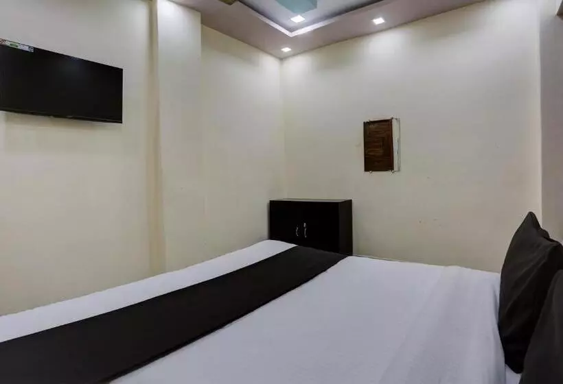 Oyo Flagship Hotel Omex