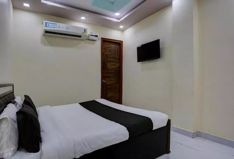 Oyo Flagship Hotel Omex