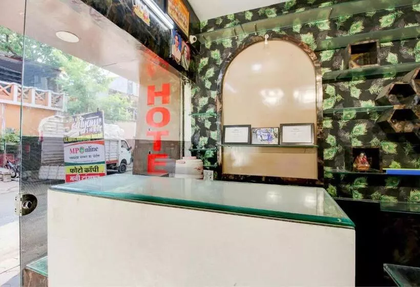 Oyo Hotel Satyam Shree
