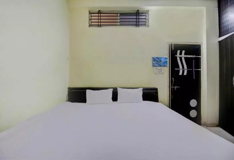 Oyo Hotel Satyam Shree