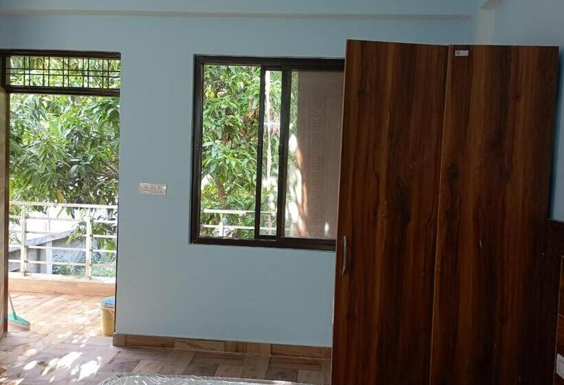 پانسیون Crescent Moon Homestay