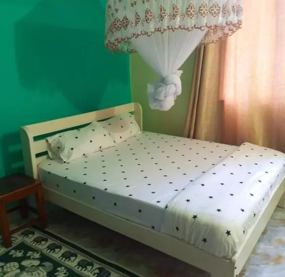 پانسیون Crown Villa Homes Shanzu