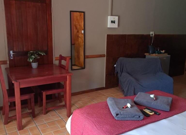 פנסיון Morgenbos Guesthouse