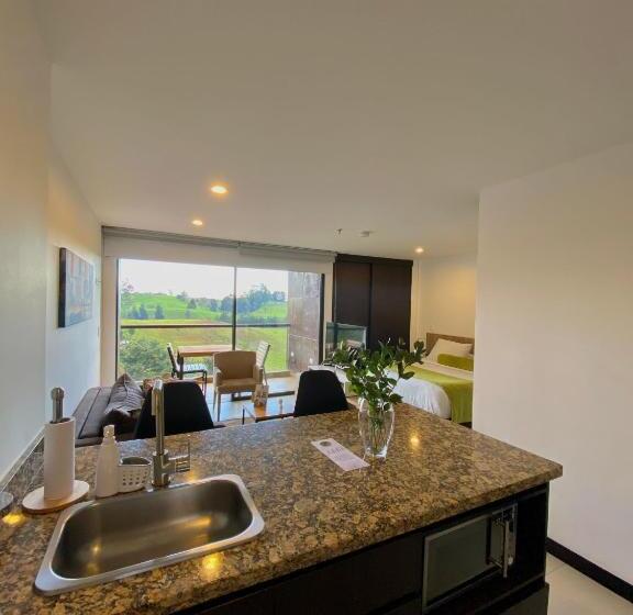 پانسیون Room In Bb   Luxurious Mountain View Suite