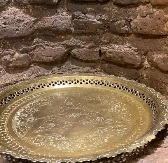 پانسیون Terracotta