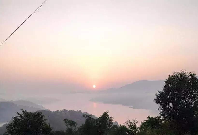 Lomakeskus Dighe Wada Tourism