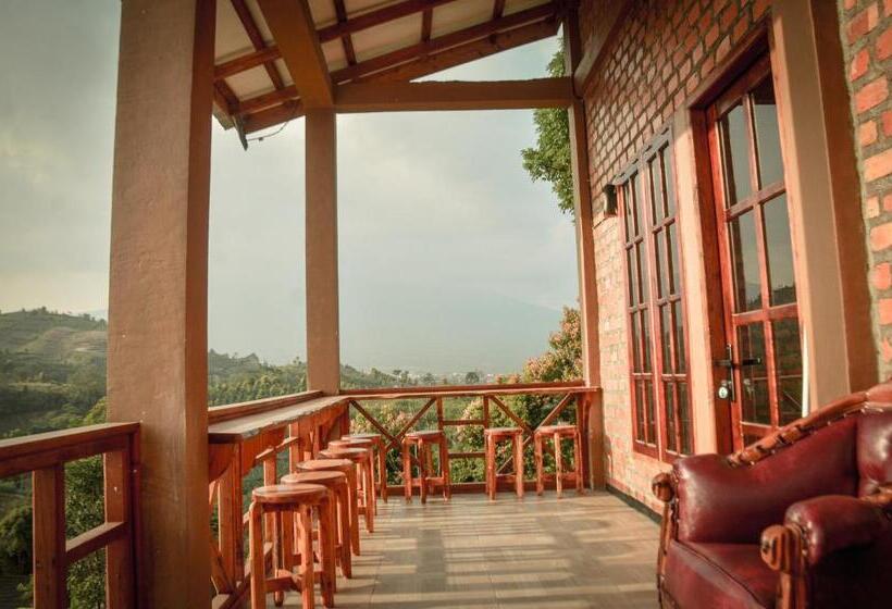 אתר נופש The Hills Kerinci