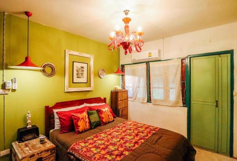 Общежитие Fluid Phuket