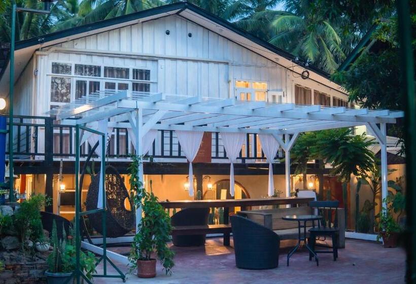 هاستل La Casa De Jardin