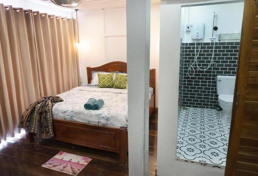 هاستل La Casa De Jardin