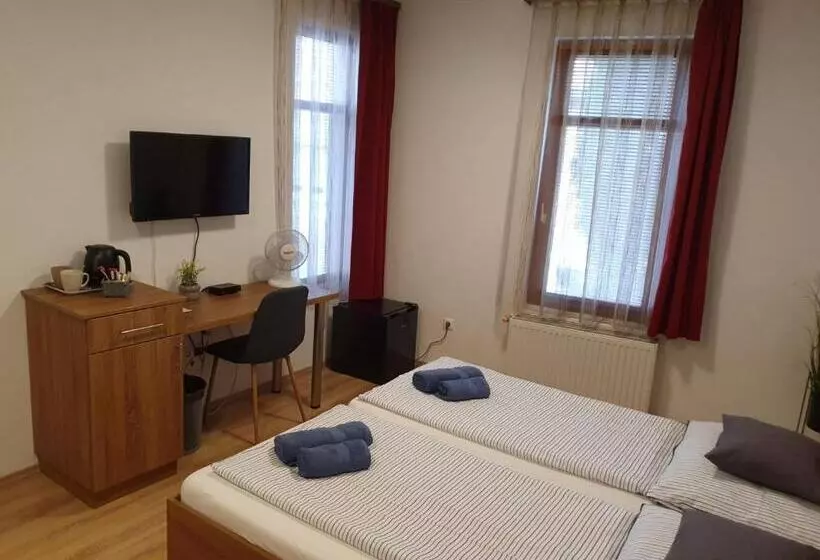 Aamiaismajoitus (B&B) Citylife Rooms