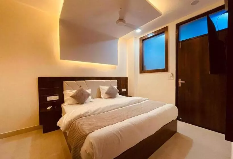 ベッドアンドブレックファースト Wooib Hotels, Haridwar