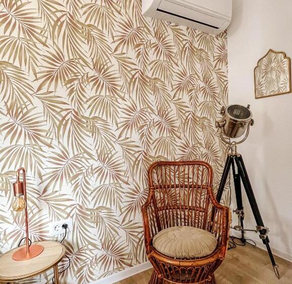 Bed and Breakfast Elysian Fields Tiny House Evergreen